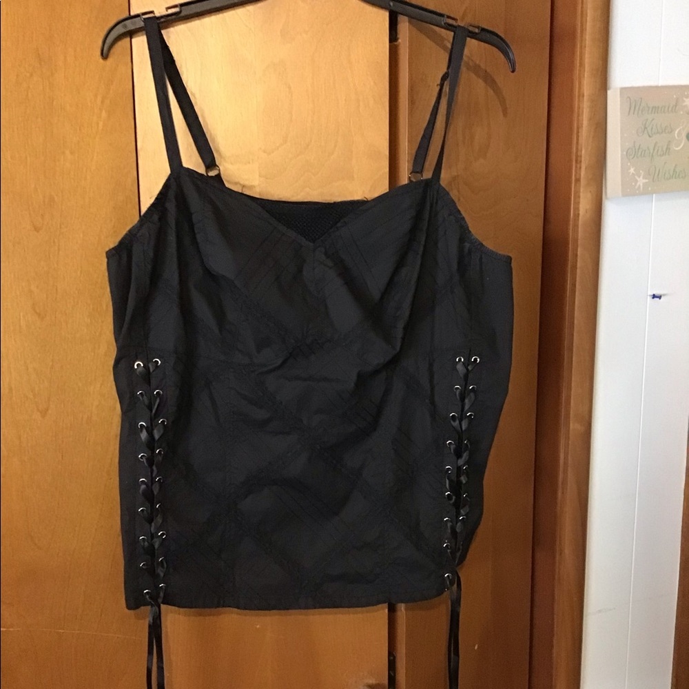 Tripp lace up top